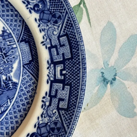 Vintage Royal Ventonware John Stevenson Blue and White Willow Dinner Plate - Picture 3 of 7
